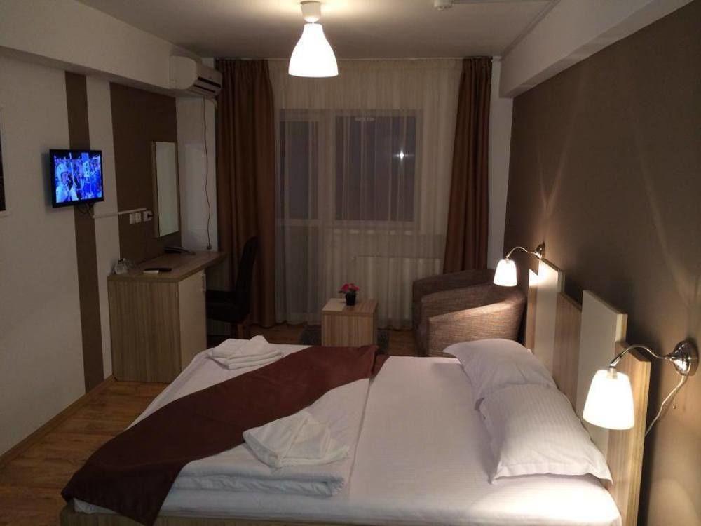 Hotel Gala Клуж-Напока Екстериор снимка