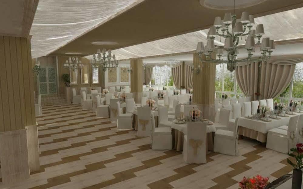 Hotel Gala Клуж-Напока Екстериор снимка
